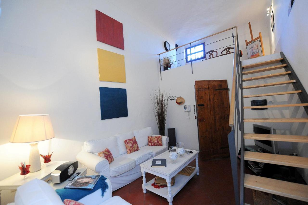 Acacia Firenze - Primula Apartman Szoba fotó